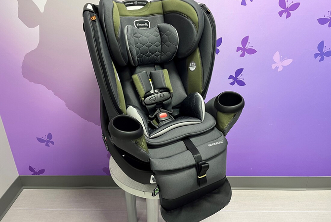 Safety Store Evenflo Revolve 360 car seat.jpg