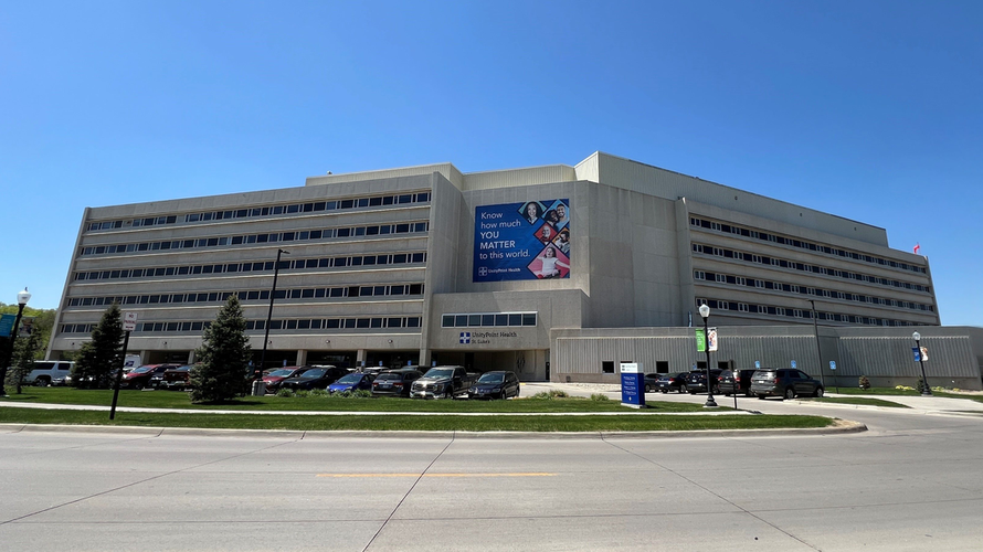 St Lukes_Sioux City_Campus_Pierce street side 2022.jpg