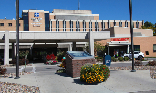 Iowa Lutheran Hospital.jpg