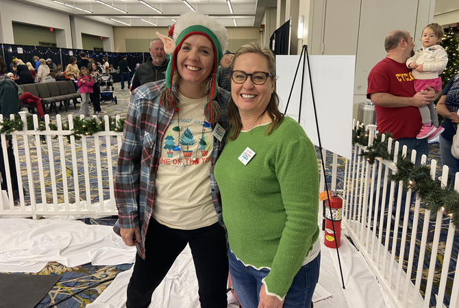 Festival of Trees Attendees-10.JPG