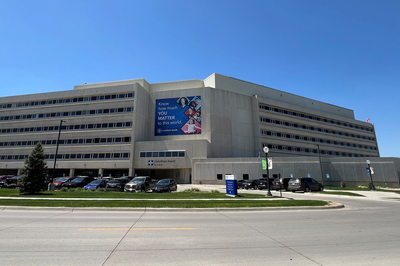 St Lukes_Sioux City_Campus_Pierce street side 2022.jpg