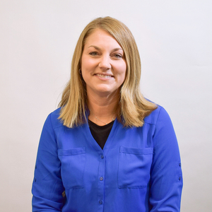 Carrie Olmstead Headshot