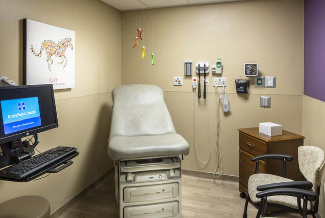 Emergency Department Adult Rapid Care Area 2.jpg