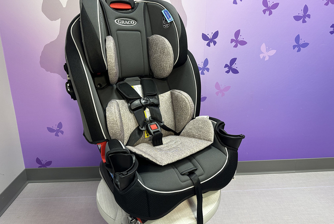 Graco SlimFit All-In-One Car Seat.jpg