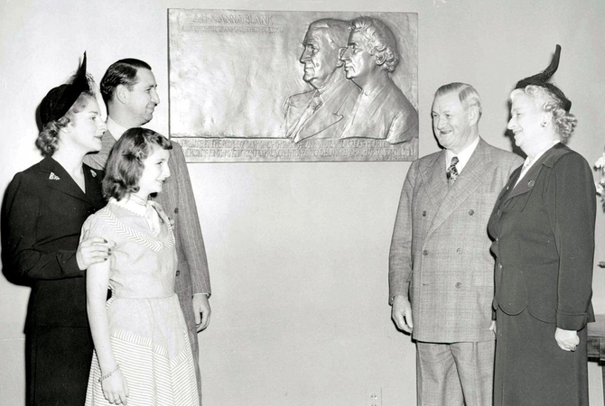 Blank family Mike, Jackie, Bev A.H & Anna.JPG