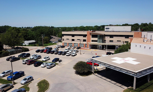 Grinnell Regional Medical Center_Exterior.jpg