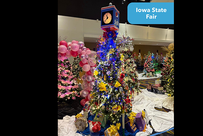 Iowa State Fair Festival of Trees and Lights tree